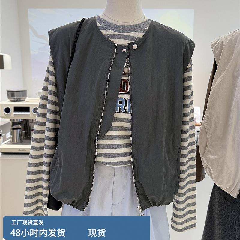 秋季新款百搭覆古慵懒简约松弛感叠穿拉炼宽松口袋马甲女马夹外搭