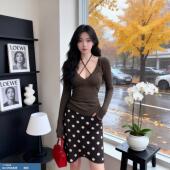 法式 显瘦设计感上衣 纯欲修身 性感风V领挂颈绑带长袖 T恤女2026春季