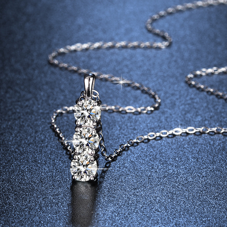 钻石之乡河南柘城2023新爆款s925纯银三生三世莫桑钻INS锆石简约