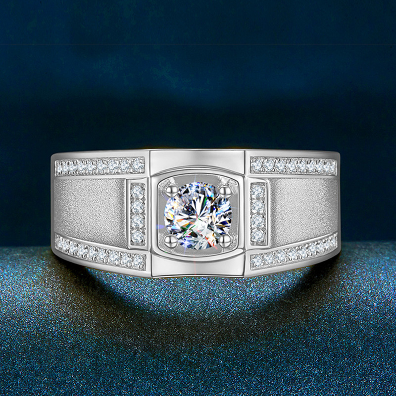 钻石之乡河南柘城河南人工钻石开口霸气男戒仿莫桑石钻戒指 镀戒