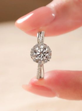 钻石之乡商丘钻石灿若星辰六爪情人节礼物结婚戒指现场交换a2559