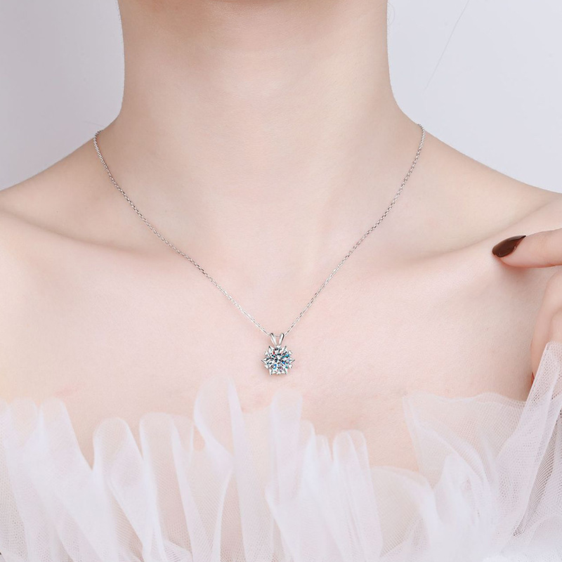 钻石之乡河南柘城河南人工钻石925纯银心形六芒星项链女轻奢小众