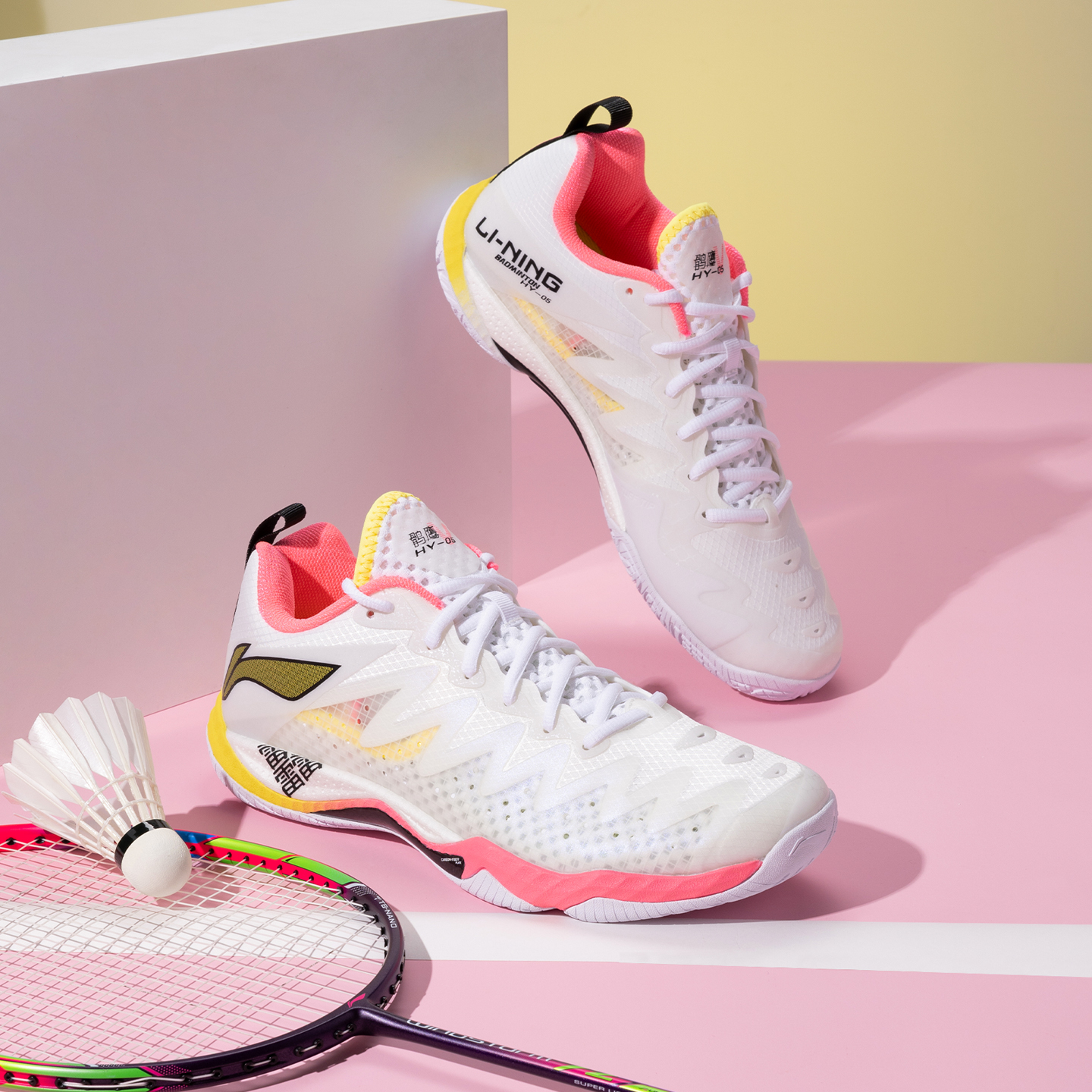 李宁羽毛球鞋男女同款专业比赛鞋