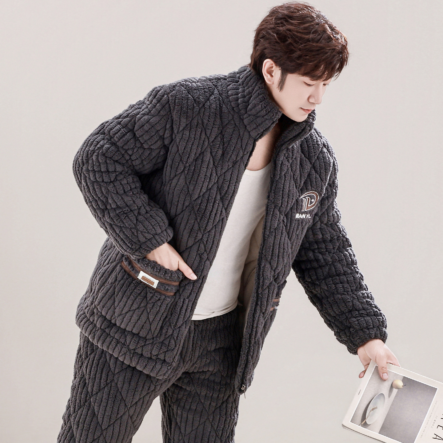 男士冬季珊瑚绒三层加厚加绒睡衣