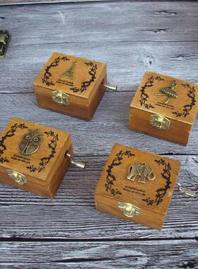 木制复古手摇式八音盒音乐盒怀旧情侣天空之城送儿童男女生日礼物