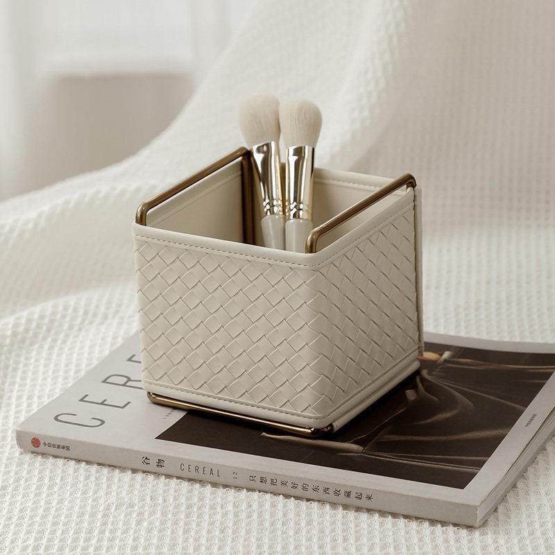 轻奢皮质笔筒收纳盒摆件创意客厅化妆品钥匙手机遥控器桌面整理篮