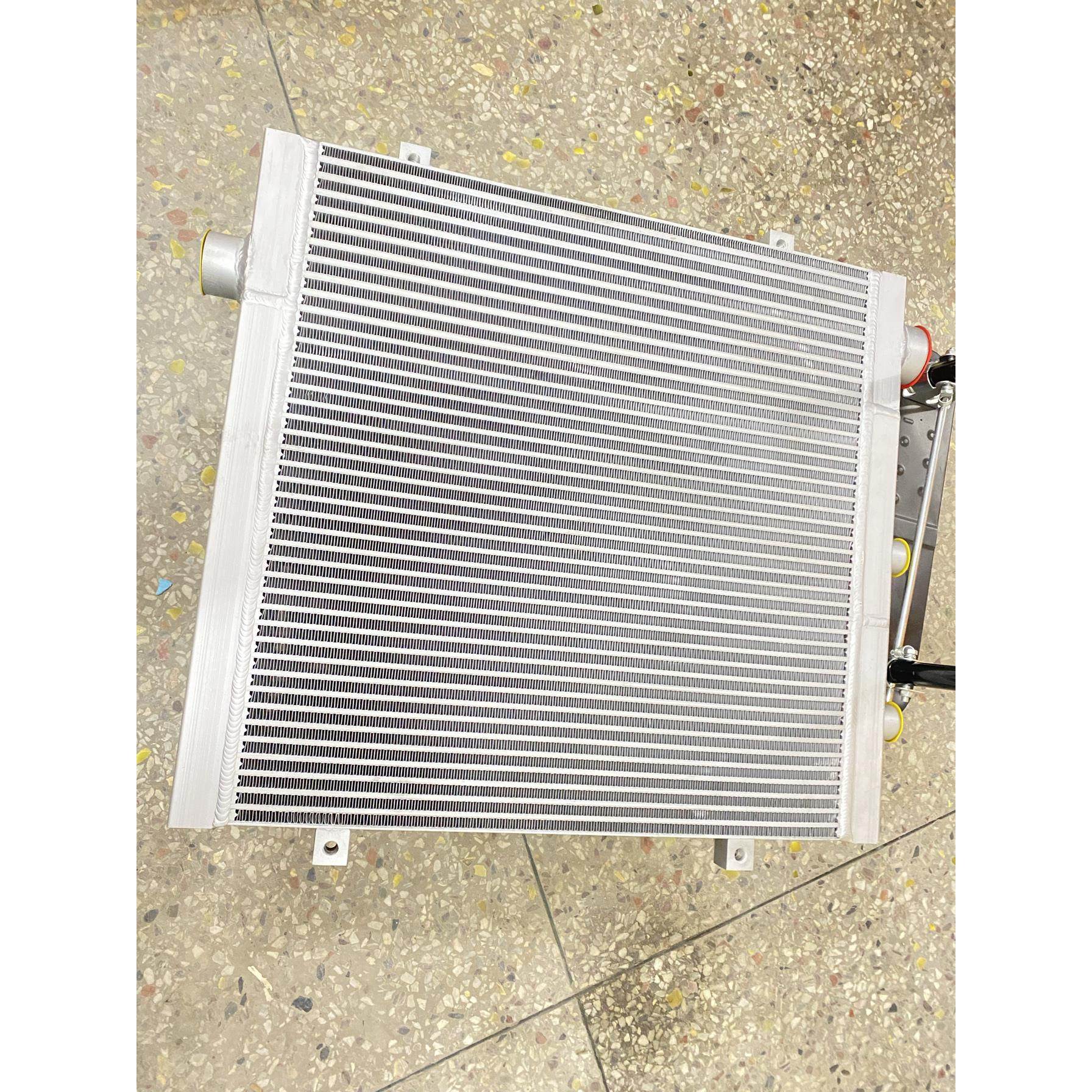 复盛德斯兰华达力达22kw螺杆空压机散热器总成散热网600.665.65