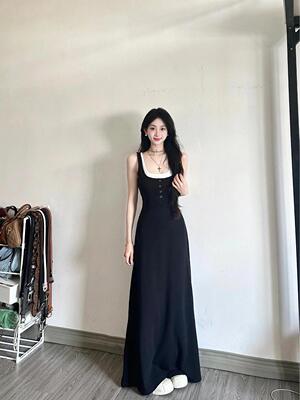 其她法式赫本风黑色吊带连衣裙子女夏季2026新款小个子假两件气质