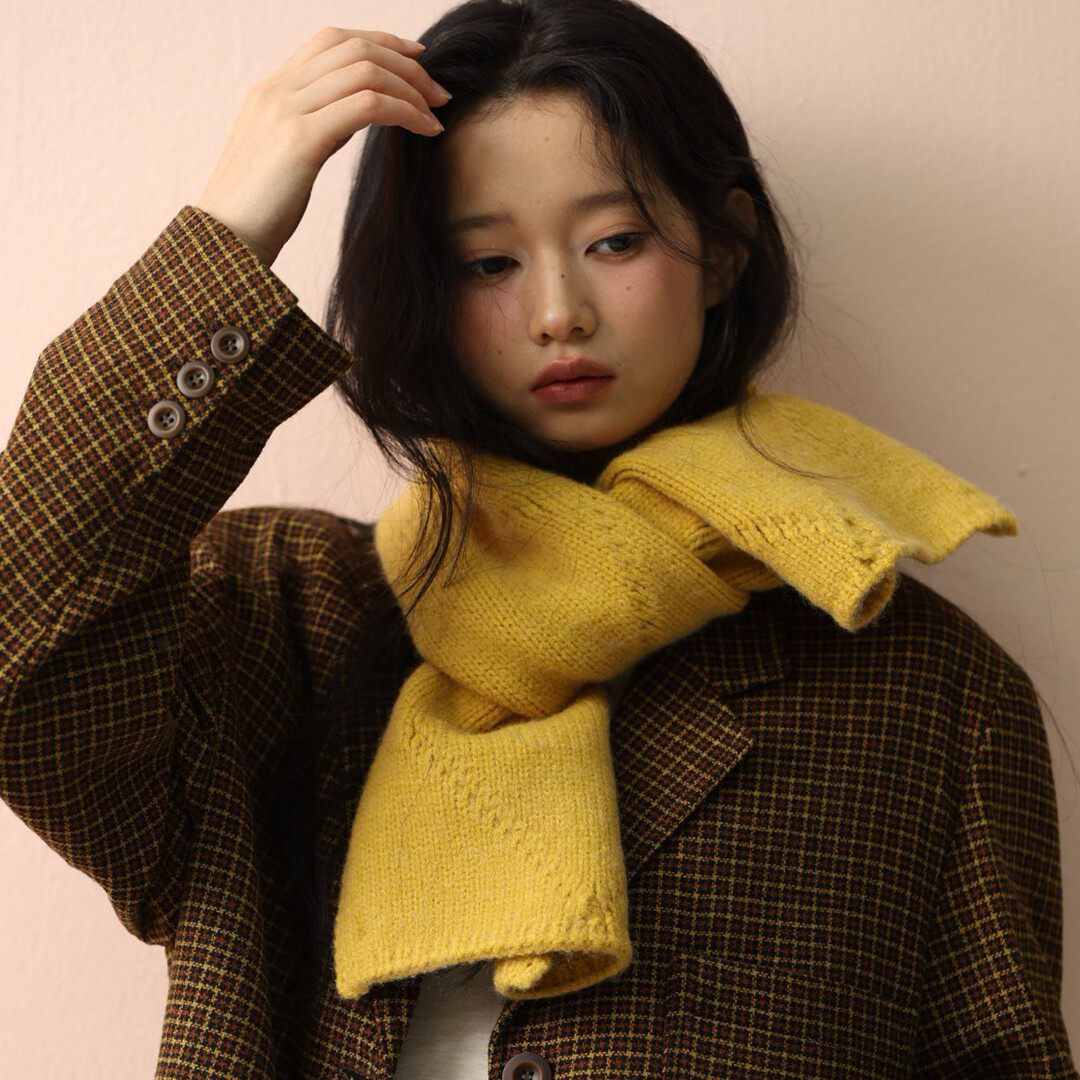 韩版纯色针织穿插围巾女冬季高级感加厚短款保暖毛线扣子披肩围脖