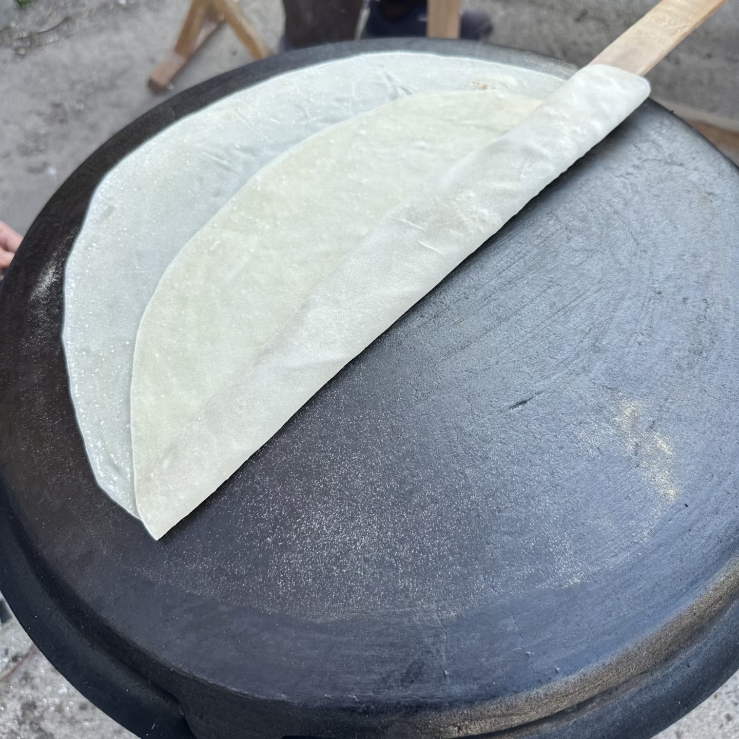 铸铁煎锅烙馍烙饼家用燃气适用