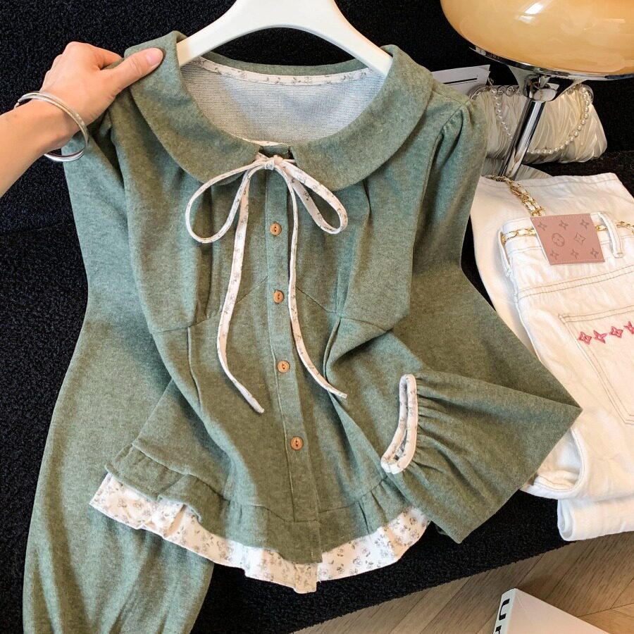 碎花拼接娃娃领长袖衬衫女秋季新品甜美短版蝴蝶结设计感时尚上衣
