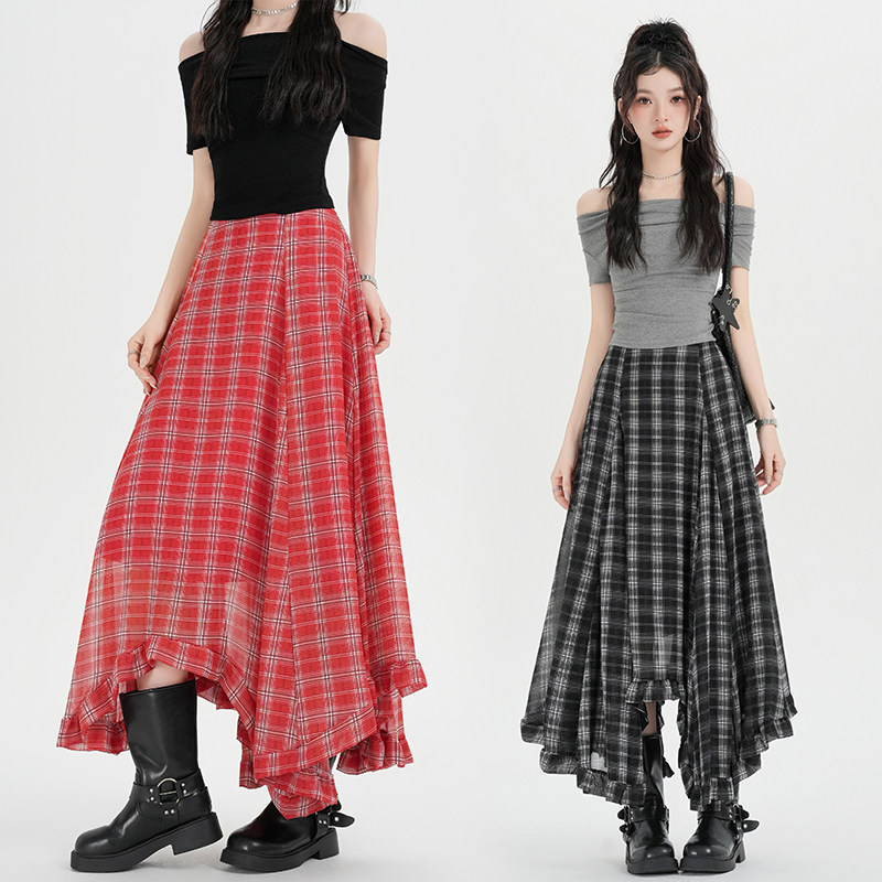 复古红色格纹半身裙女2026春夏薄款海边度假风不规则半身长裙