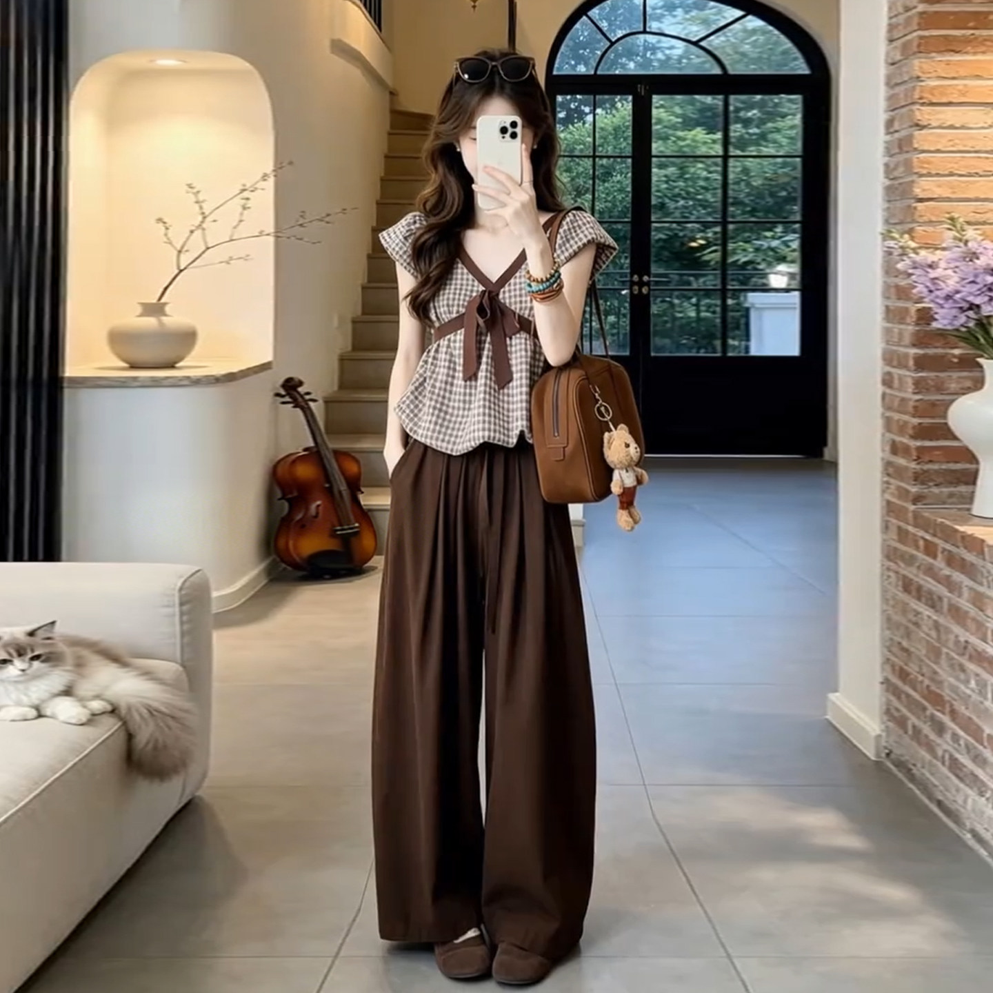 巨好看ootd穿搭一整套2026新款咖色格纹上衣女夏季阔脚裤两件套装