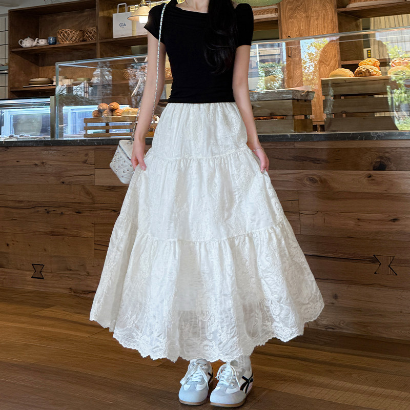 白色提花刺绣半身裙女夏季2026新款高腰显瘦垂感a字大摆伞裙长裙