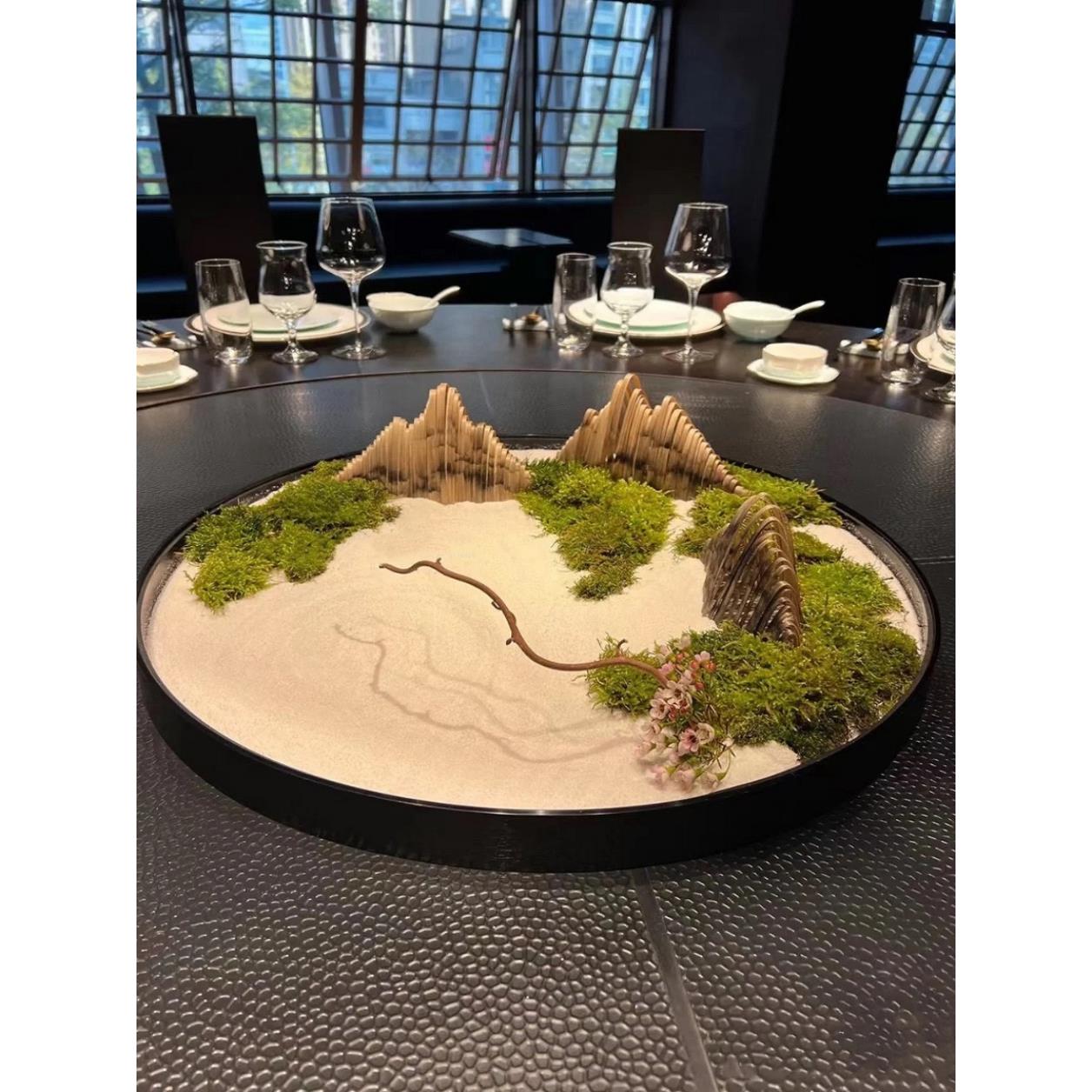 酒店餐桌中间轻奢摆件，永恒苔藓，山水画，艺术景观，微景观花卉