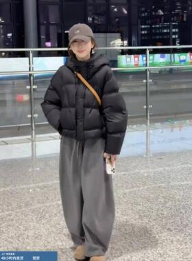 高充绒量黑色羽绒服女2025冬季新款巨好看的高级感保暖白鸭绒短款