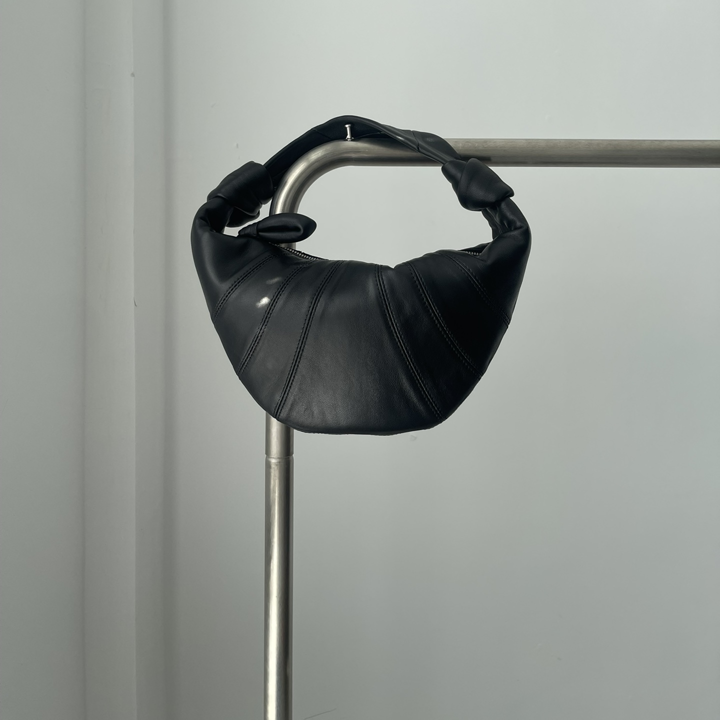 东莞羊皮迷你号牛角包LEMA风 MINI FORTUNE CROISSANT手提可颂包