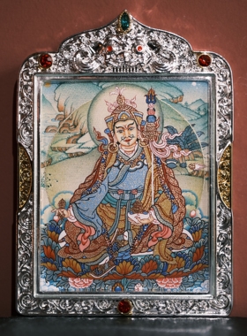 莲花生大师 唐卡 大师工收藏级 纯手绘天然矿物颜料 假一陪十