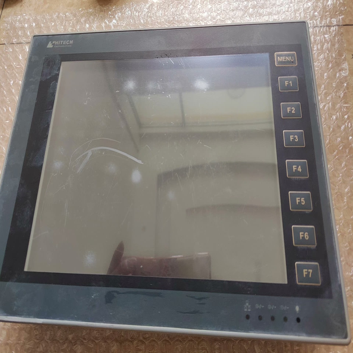 海泰克PWS6A00T-P实物图片二手拆机功能包好已
