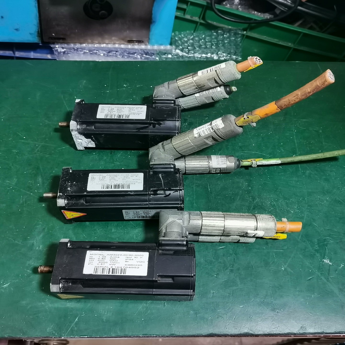 倍福032kw伺服电机型号 AM3021-0C30-00