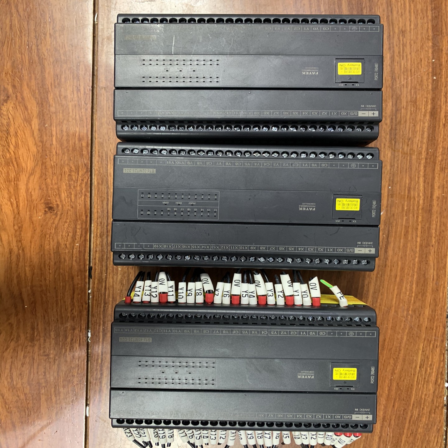 永宏plcB1Z-40MT25-D24 有1个  B1Z-3
