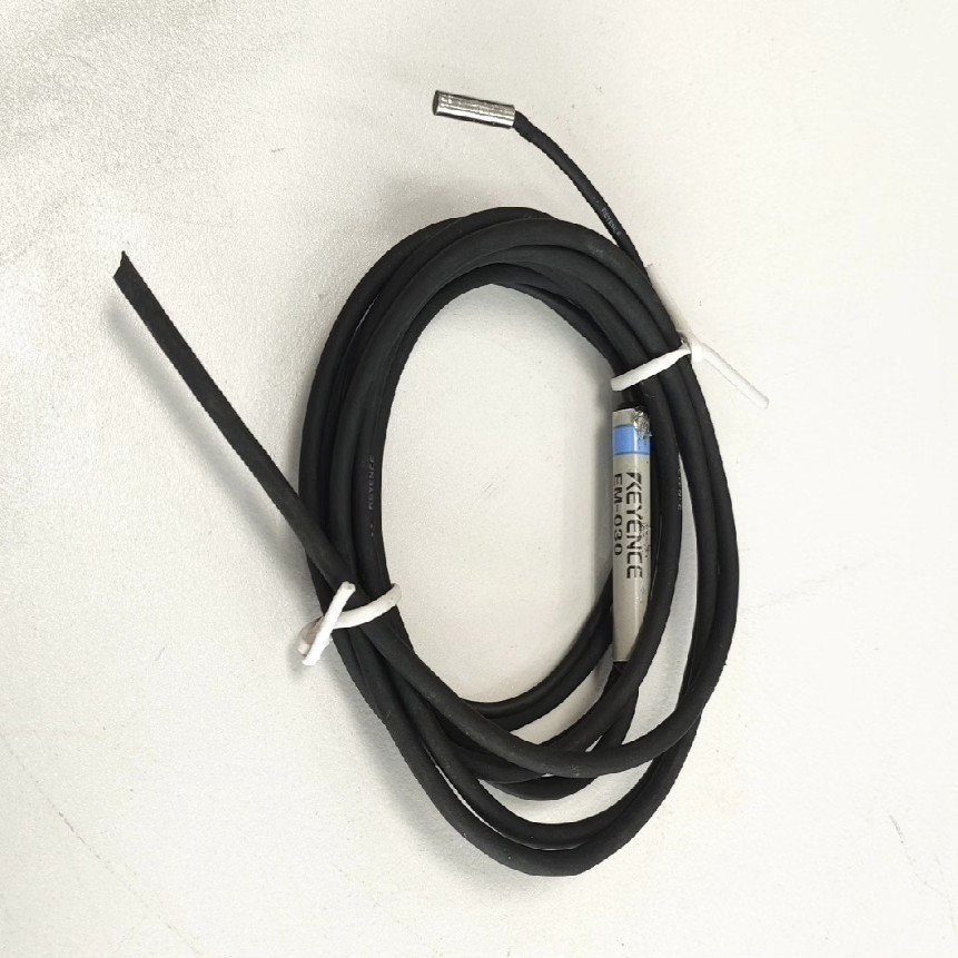 基恩士EM-030接近开关传感器