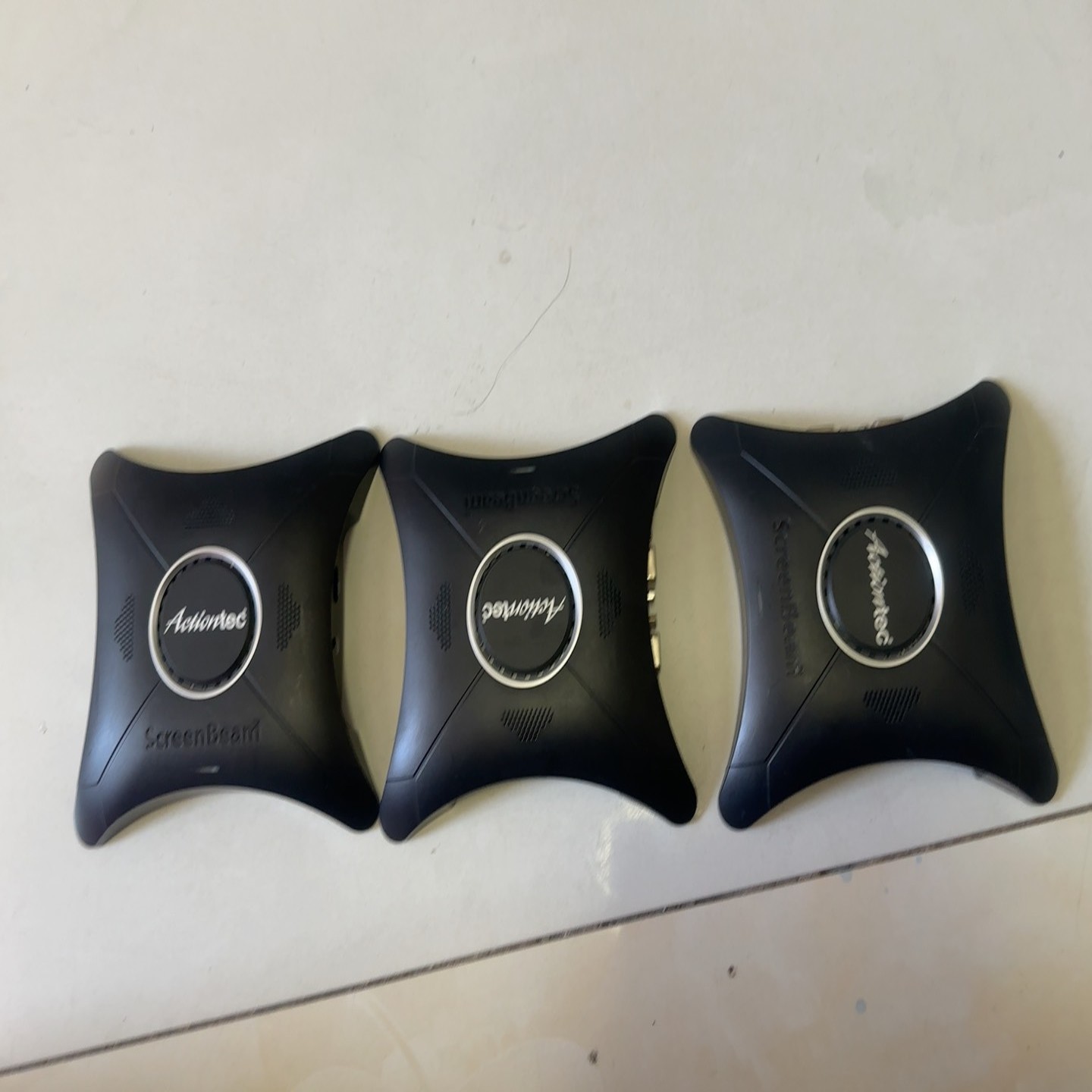 Actiontec ScreenBeam960企业版有4个