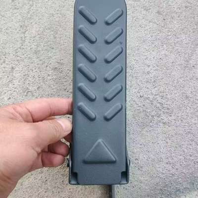 徐工集团随车吊配件座椅油门踏板