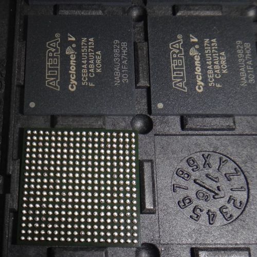 极速5CEBdA2U15C8N  5CEBA2U15I7N现场可编程门阵列逻辑芯片SOC原