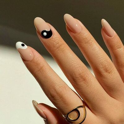 极速24pcsbox Prjess On Nails Almond Tai Chi White and Black
