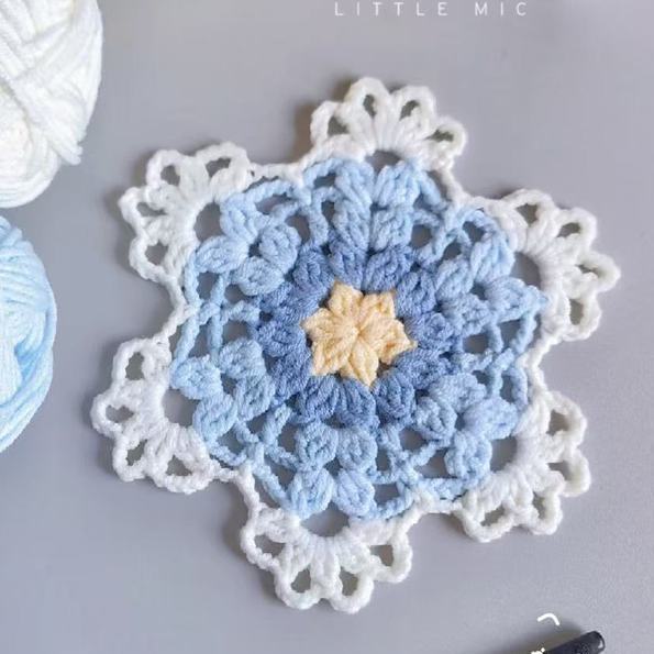 毛线钩织渐变雪花杯垫餐垫材料包