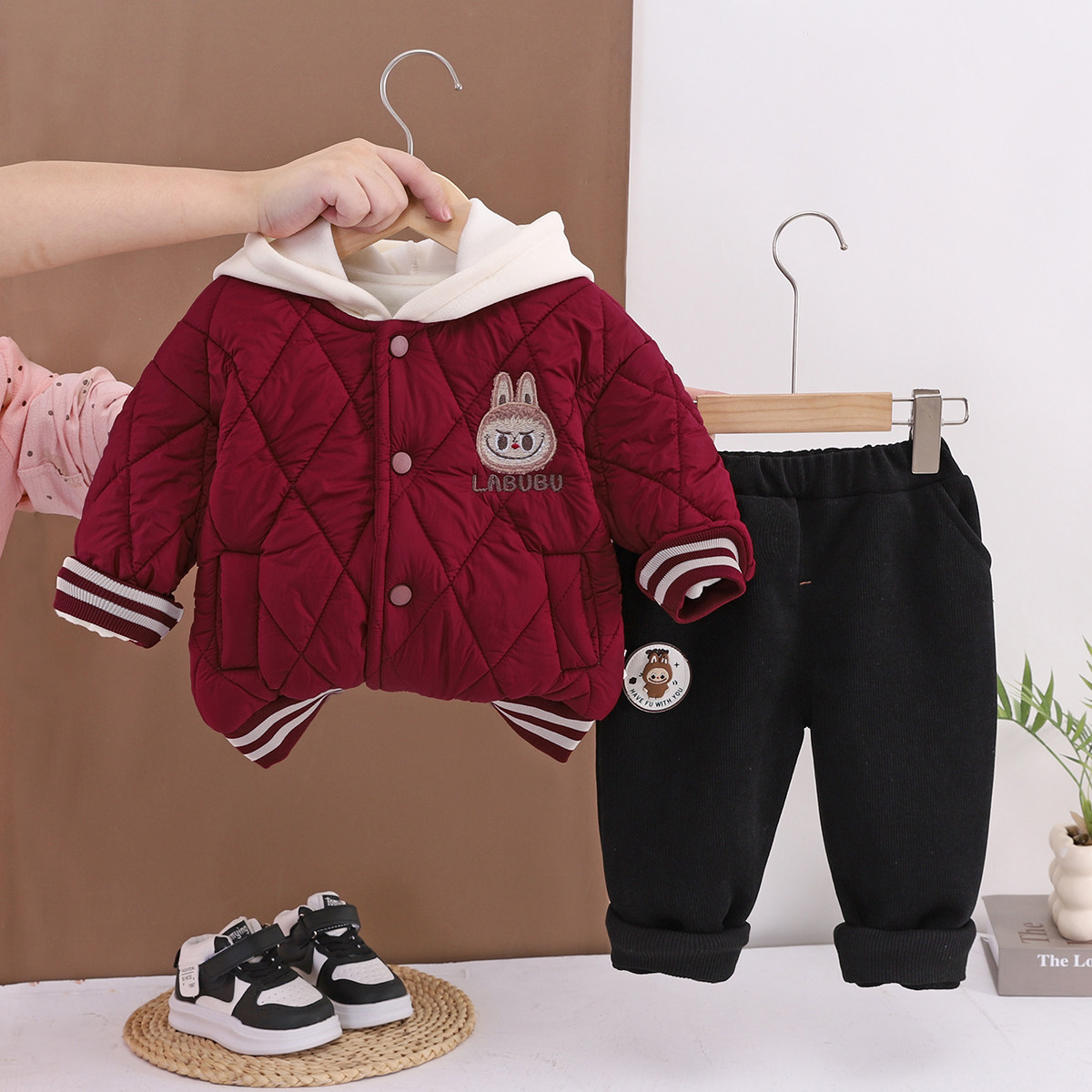 男童套装2025新款秋冬季加绒加厚棉衣服两件套宝宝洋气时髦百搭潮