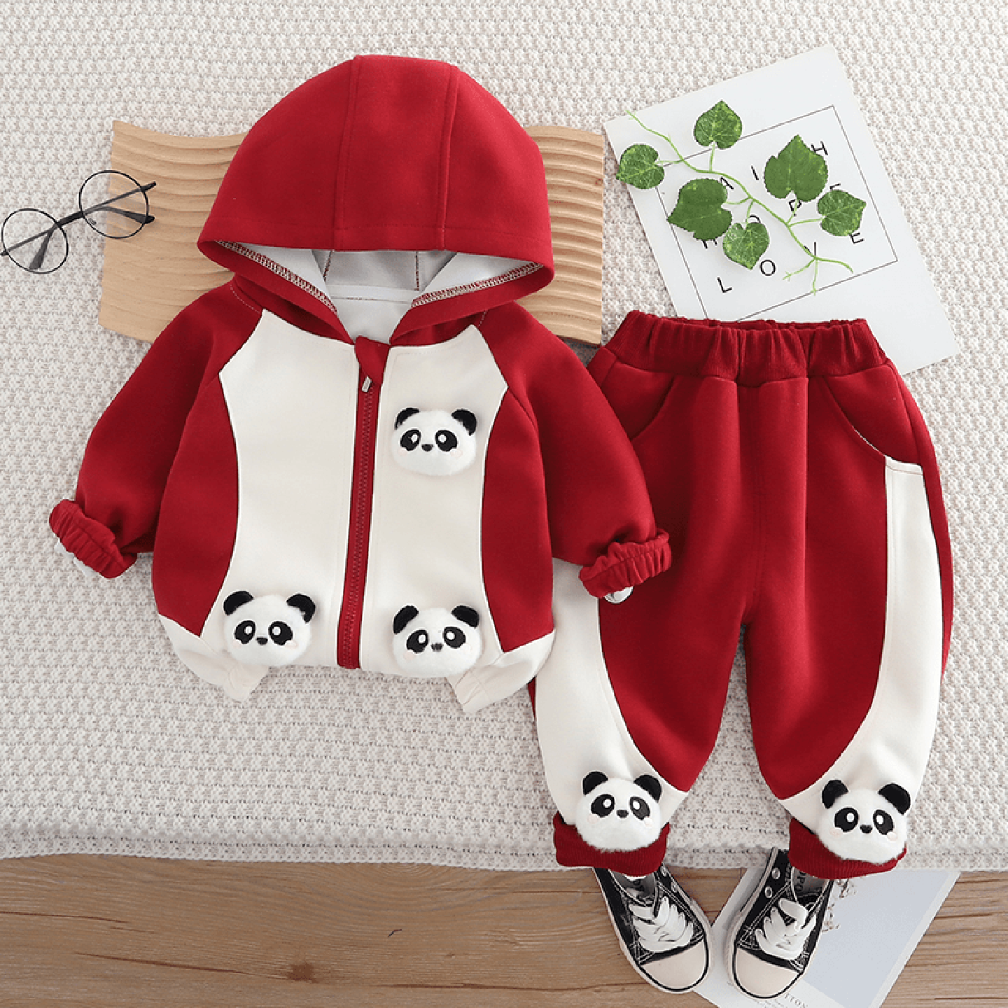 可爱卡通风熊猫两件套装男童春秋款休闲连帽拉链开衫外套宝宝卫衣