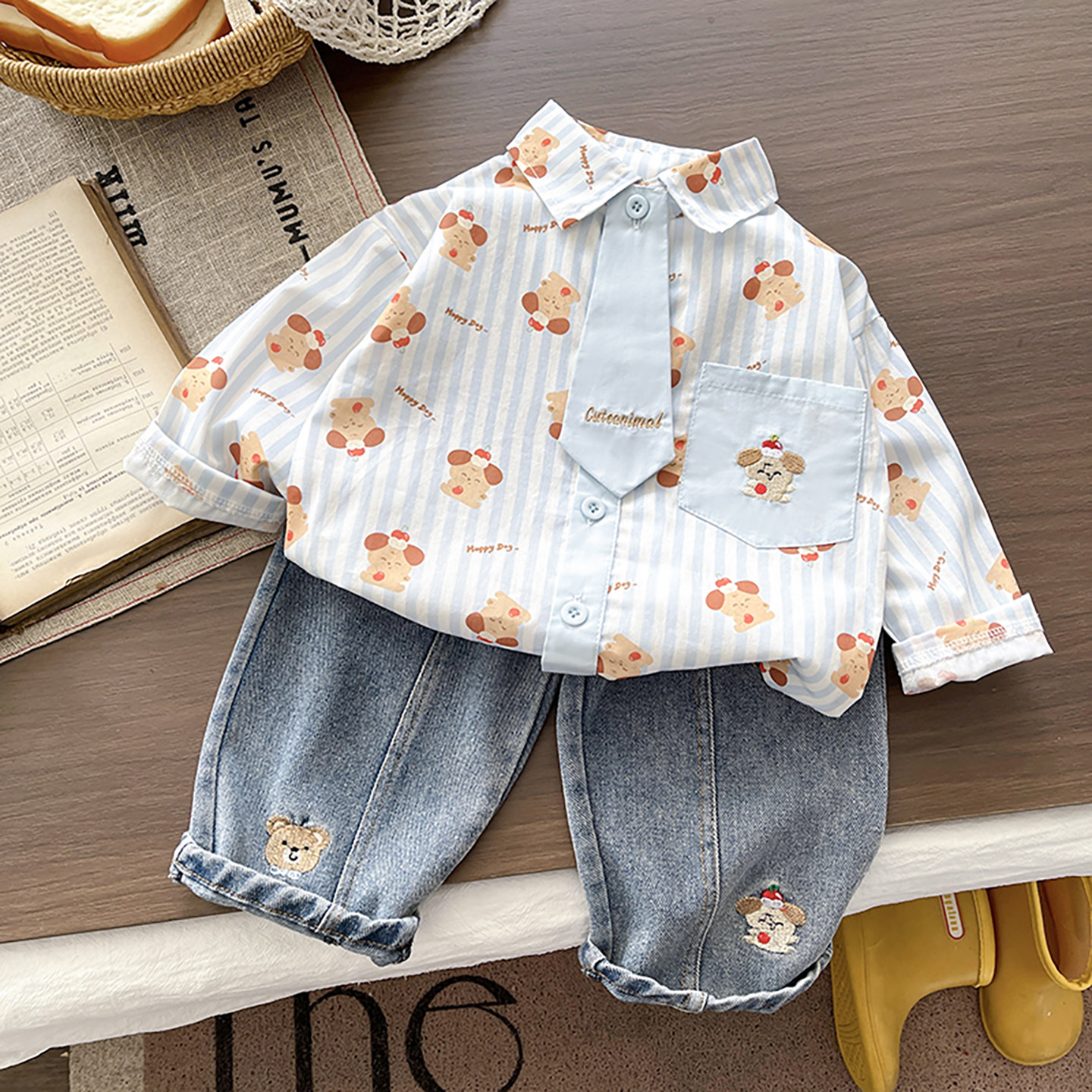 2026新款学院风休闲卡通领带印花衬衫男童春秋洋气长袖两件套装潮