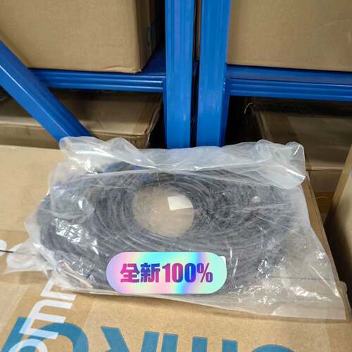 可维修XS3F-M422-405，正品欧姆龙连接线