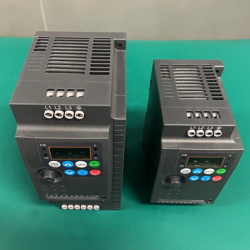 重载质量变频器三相380v单相PLC风机水泵变频器小型EV200
