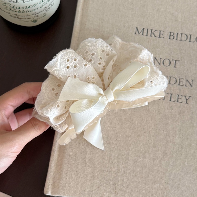 法式蕾丝蝴蝶结发夹抓夹女高级感新款后脑勺盘发鲨鱼夹子头饰