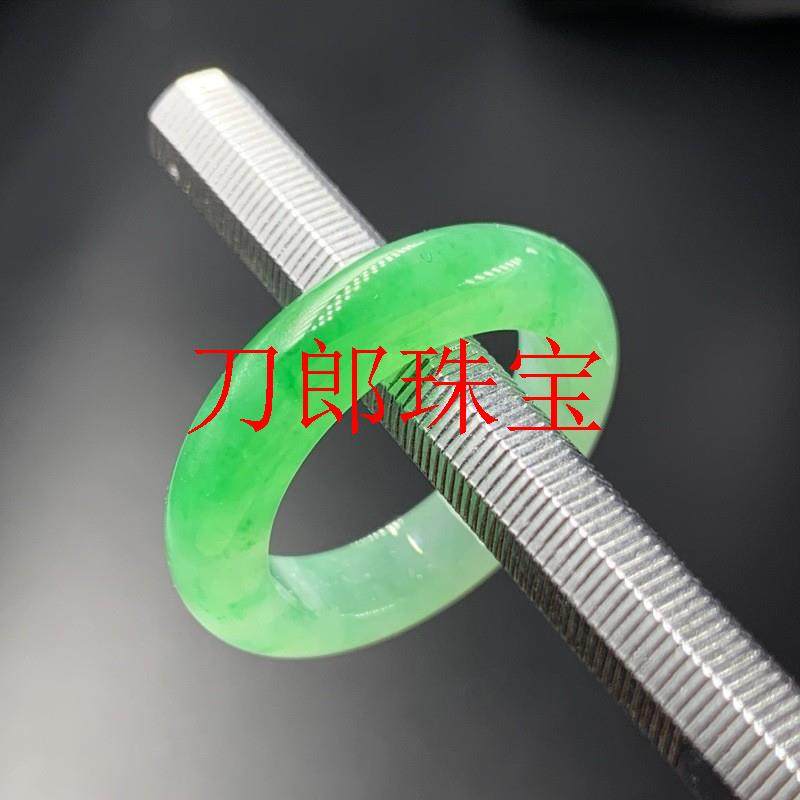 缅甸冰阳绿翡翠色戒圈满绿飘绿冰种玉指环男女款细边戒指情侣对戒