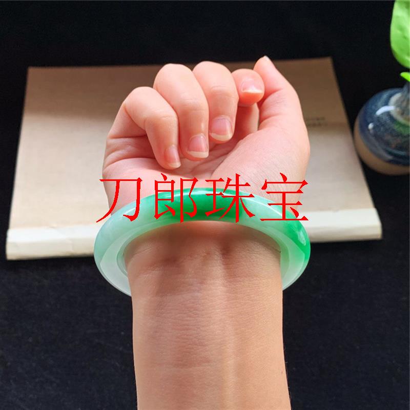 白底飘阳绿紫罗兰细圆条美人玉镯