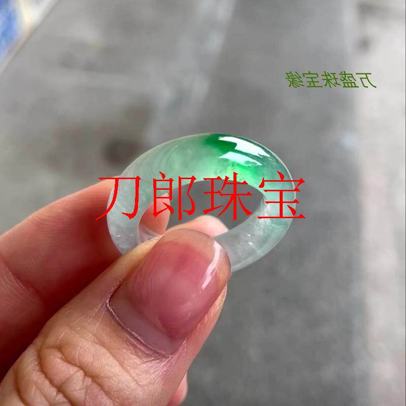 高冰种冰底飘阳绿素圈转运玉戒指