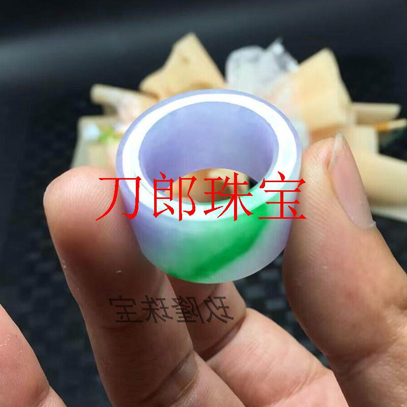 缅甸老矿翡翠色冰糯种春彩扳指紫罗兰戒指精品紫色飘花指环男女款