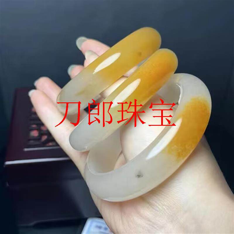 精选云南黄龙玉手镯俏色手镯女款高冰种保山黄龙玉小清新玉石手镯