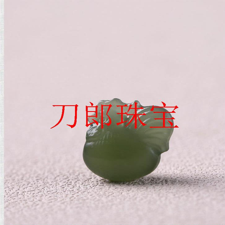 新疆和田玉生肖鸡吊坠和田玉挂件