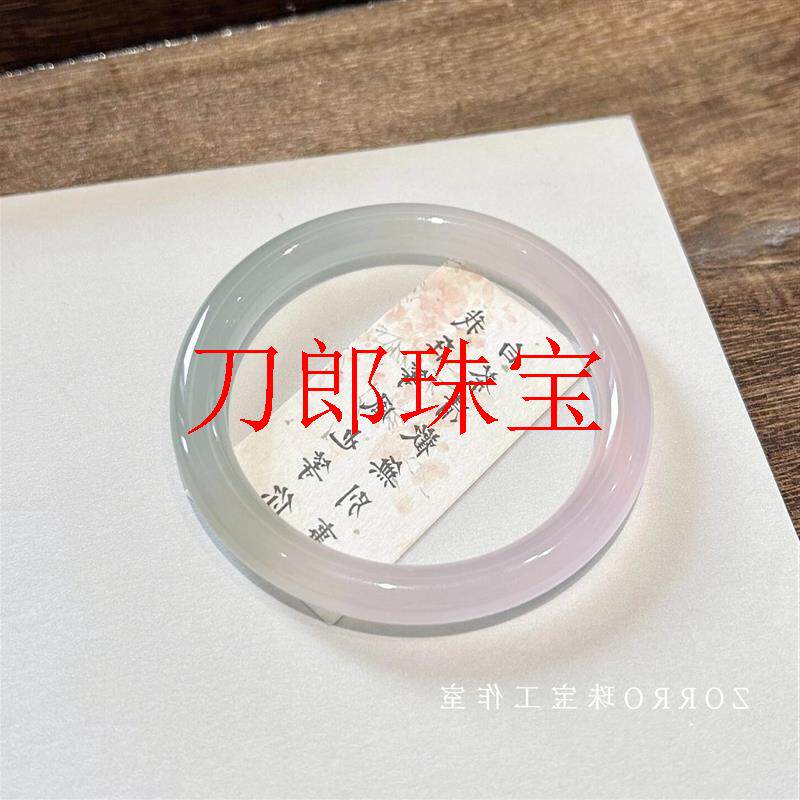 半山半水玛瑙玉髓手镯翡翠色镯子圆条玉镯渐变春带彩闺蜜女友礼物