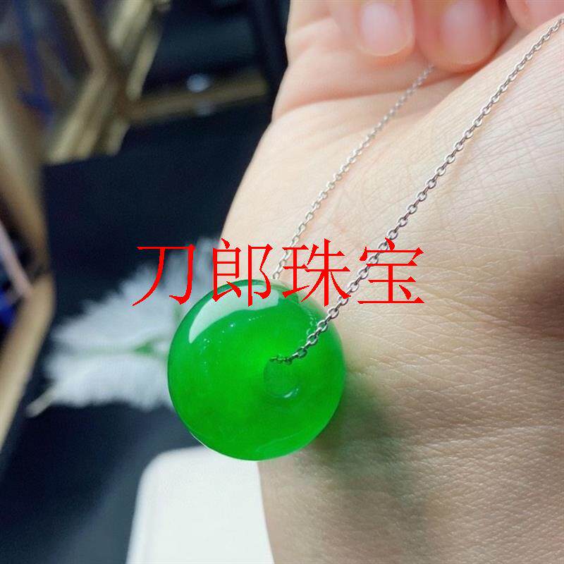 帝王绿平安扣糯冰种转运珠玉坠子