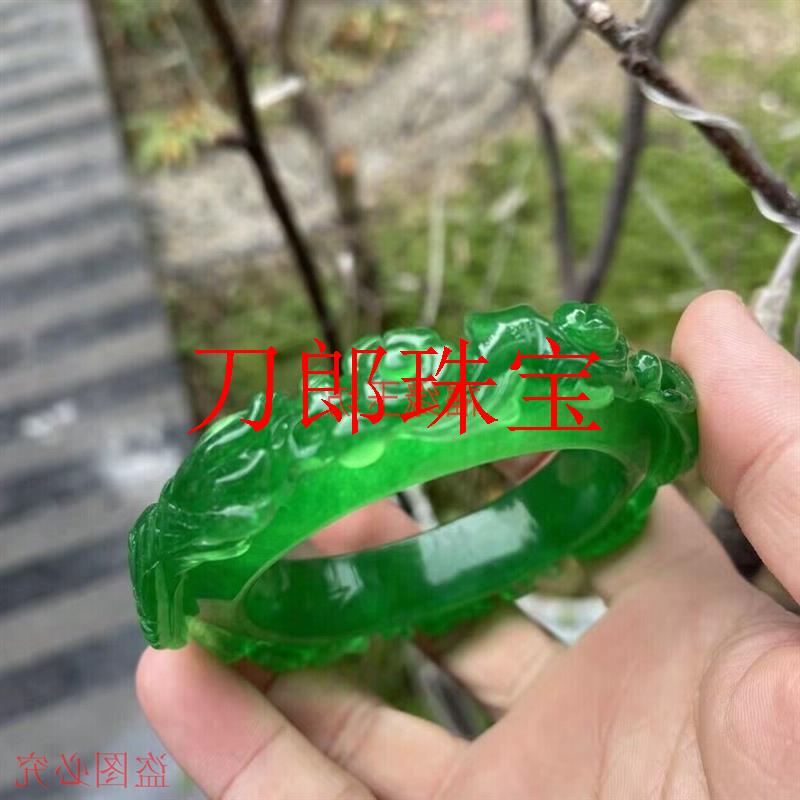 缅甸翡翠色高冰龙石种雕工玉手镯喜上眉梢富在眼前正圈立体雕花镯