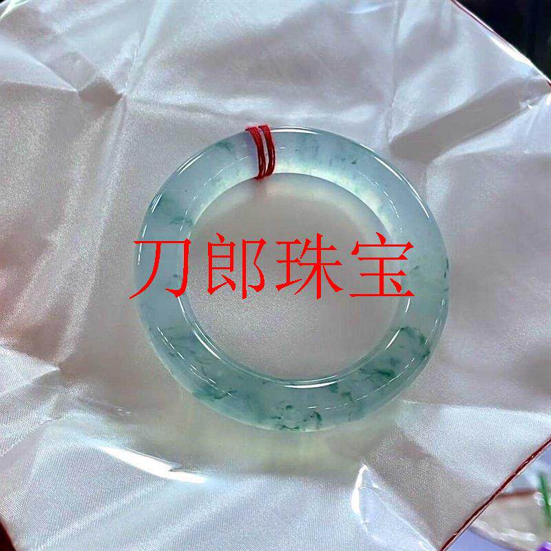老坑缅甸冰种飘蓝花翡翠色正圈手镯女款贵妃玉手镯冰透圆条玉镯子