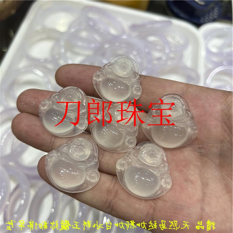 精品玛瑙马达加斯加白冰料玉髓弥勒佛吊坠冰感起胶少女感佛公挂件