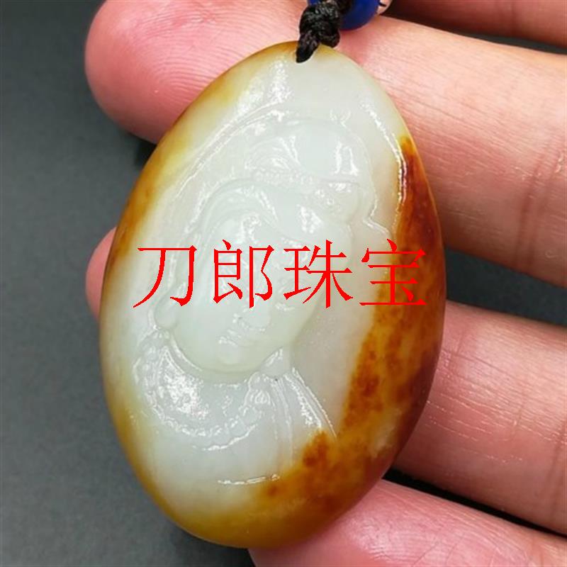 新疆和田玉观音吊坠原石籽料带沁红皮观音雕刻男款玉坠佛公头挂件
