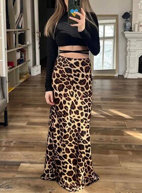 Leopard print A-line half length skirt 豹纹印花A字半身长裙女